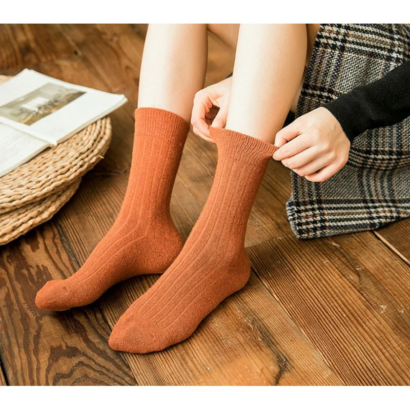 Бесплатная доставка новинка модные носки цвета карамели однотонные теплые