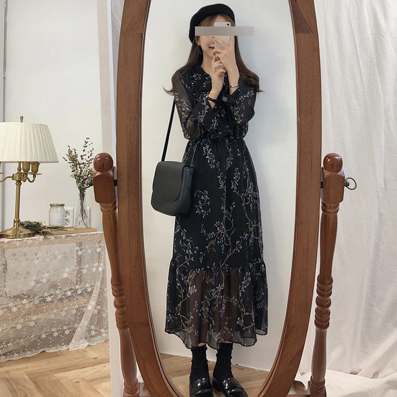 Женское шифоновое платье с длинным рукавом приталенное цветочным принтом в