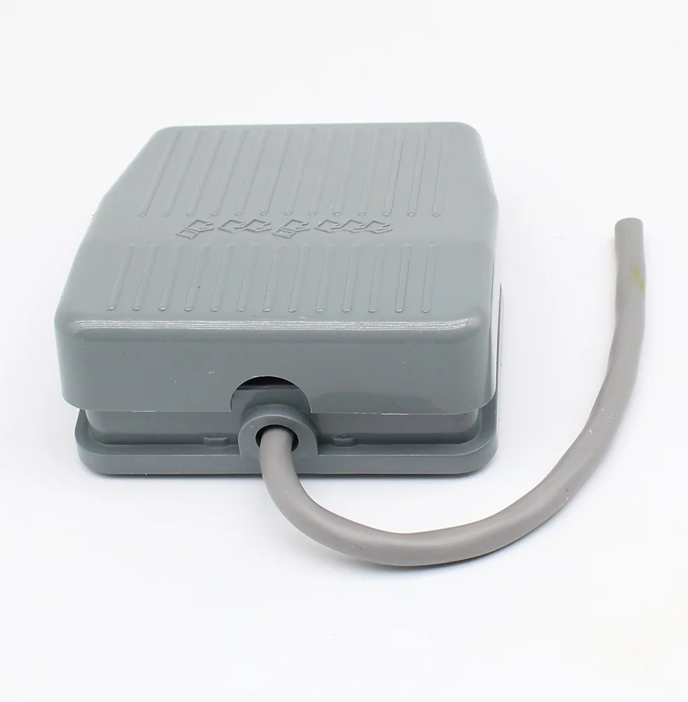 Ножной переключатель 250 В 10 А