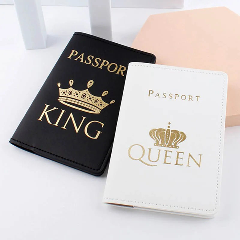 

Hot Stamping KING & QUEEN Passport Cover Luggage Tag Couple Wedding Passport Cover Case Set Letter Travel Holder Passport Cover