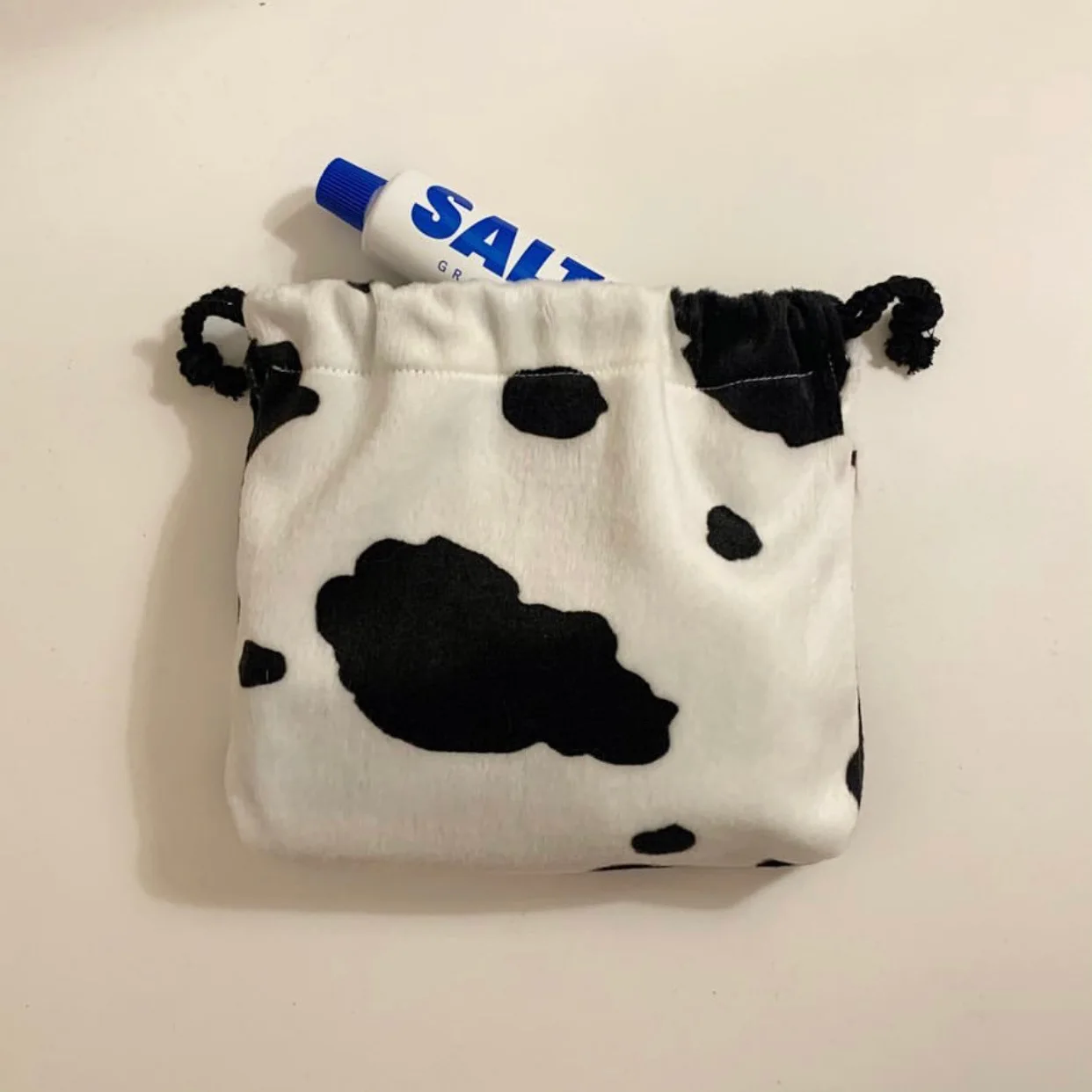 

Cow Pattern Portable Drawstring Bags Cotton Handbag Cosmetic Bags Travel Storage Sundries Organization Clothes Bag