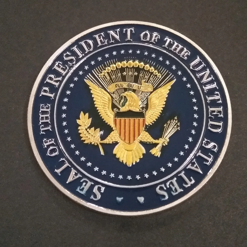 45-й президент США Дональд J. Коллекционная позолоченная сувенирная монета Трампа