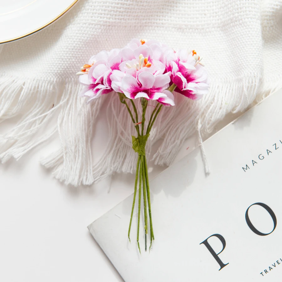 

Искусственные шелковые гвоздики ZQCY 24 шт.