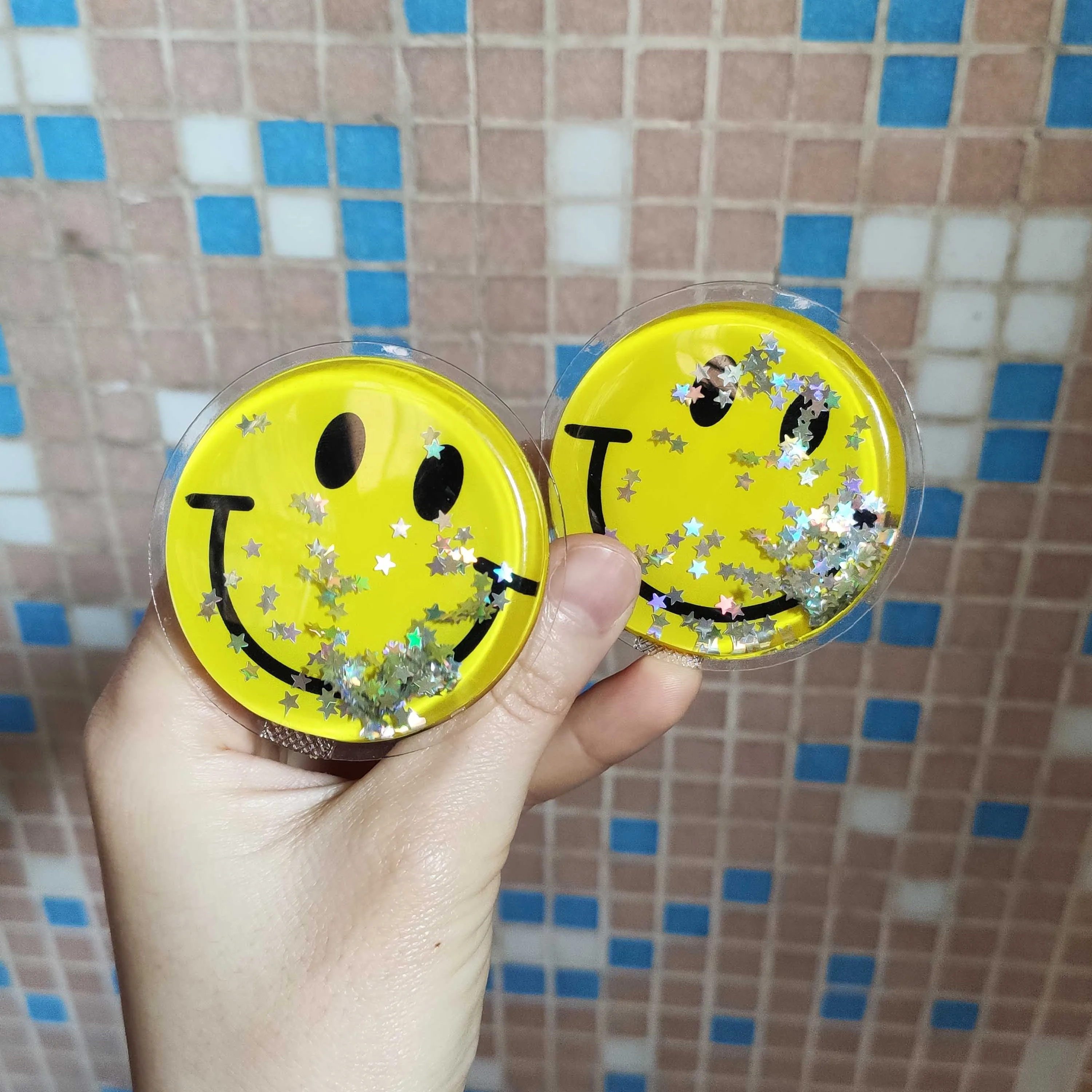 

1pcs smile holder