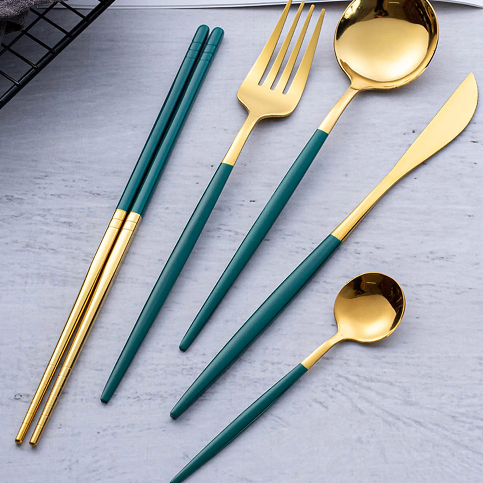 Набор столовых приборов из 5 предметов нож вилка ложка палочки для еды чайная