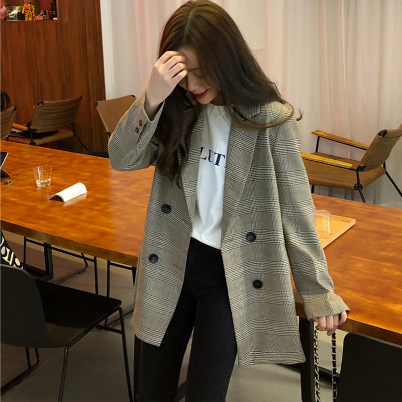 

2020 New Office Ladies Notched Collar Plaid Women Blazer Double Breasted Autumn Jacket 2020 Casual Pockets Female Suits Coat