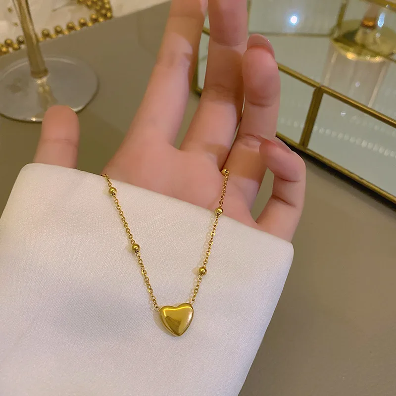 

New Temperament Love Heart Titanium Steel Necklace for Women Korean Fashion Jewelry Accessories for Women Necklace on The Neck