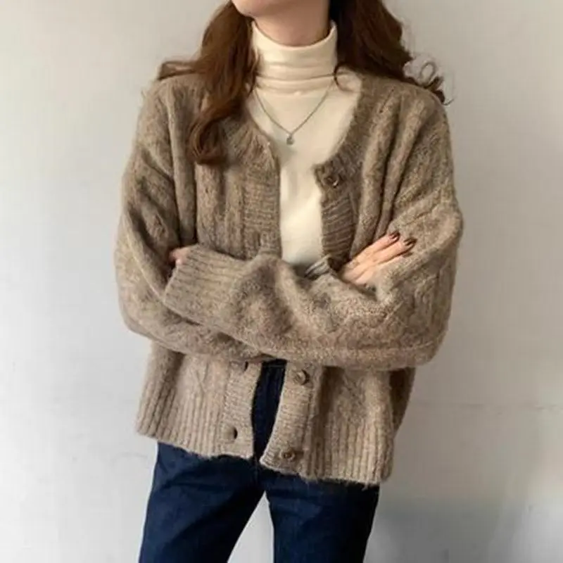 

Women 2021 New Spring Autumn Loose Warm Cardigan Coats Female O-neck Sweater Jackets Ladies Warm Knitted Jumpers Overcoats Y406