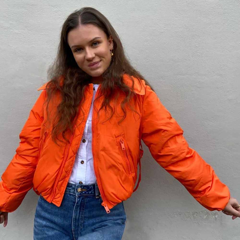 

Шикарное однотонное Женское пальто Rowling, зимняя хлопковая верхняя одежда с отложным воротником и карманами на молнии, повседневная винтажн...