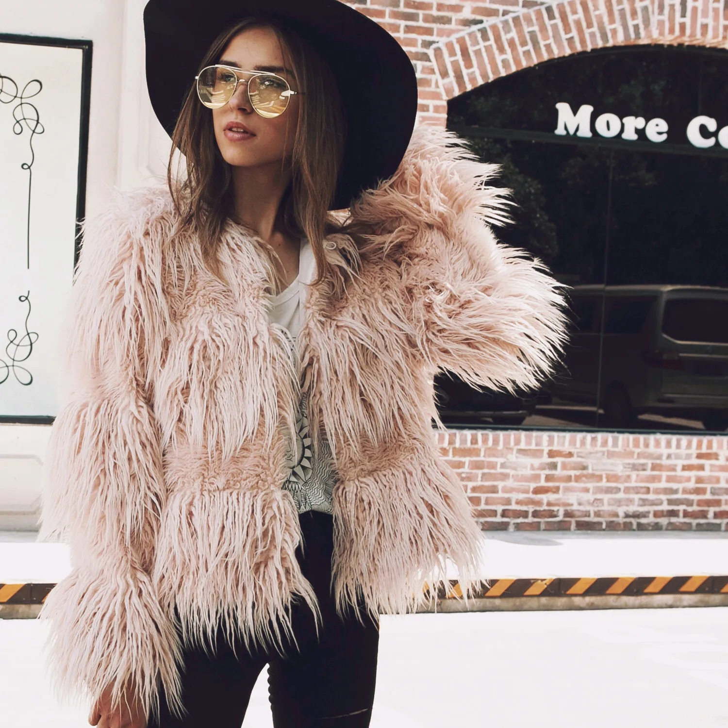 Зимние модные куртки с имитацией натурального меха для женщин розового цвета