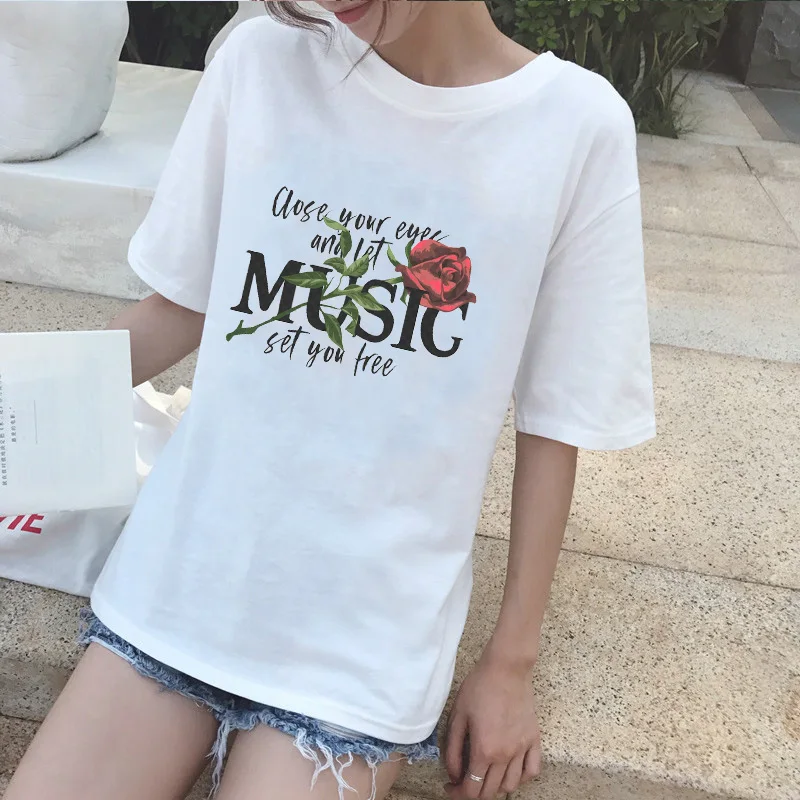 

Aesthetic Red Rose Printed T-shirt Women Short Sleeve O-neck Loose 2020 Summer Harajuku Graphic Tee Tops Female Streetwear Cloth