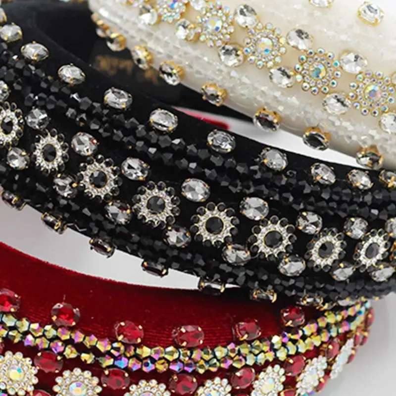 

Exaggerated Luxury Ladies Hair Hoop Tiara Sponge Padded Crystal Beading Headband Shiny Rhinestone Floral Velvet Bandana
