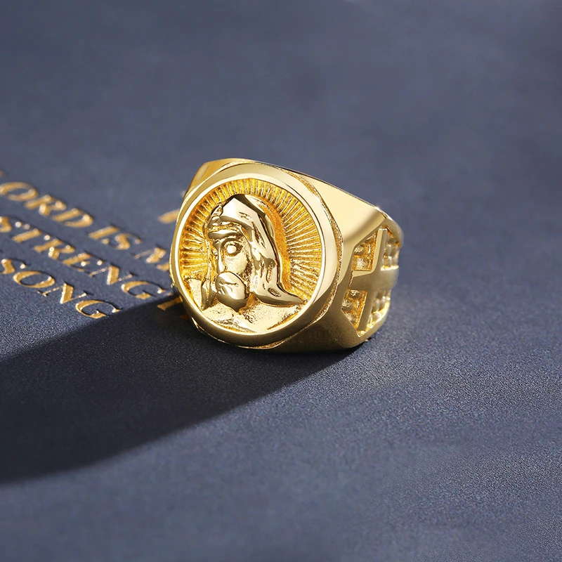 Мужское кольцо в стиле рок Золотое из нержавеющей стали фирменное с надписью Jesus