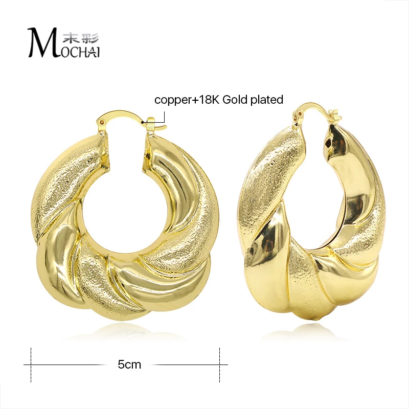 Европейские и американские модели латунь вакуумное покрытие трехмерные серьги