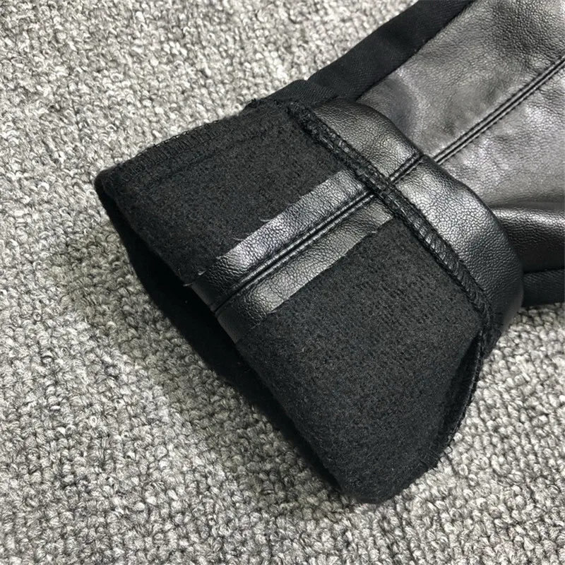 

5XL 6XL Plus Size Autumn Winter Plus Velvet Thick Leggings Women Matte Stitching Black Leather Long Warm Stretch Leggings C6825