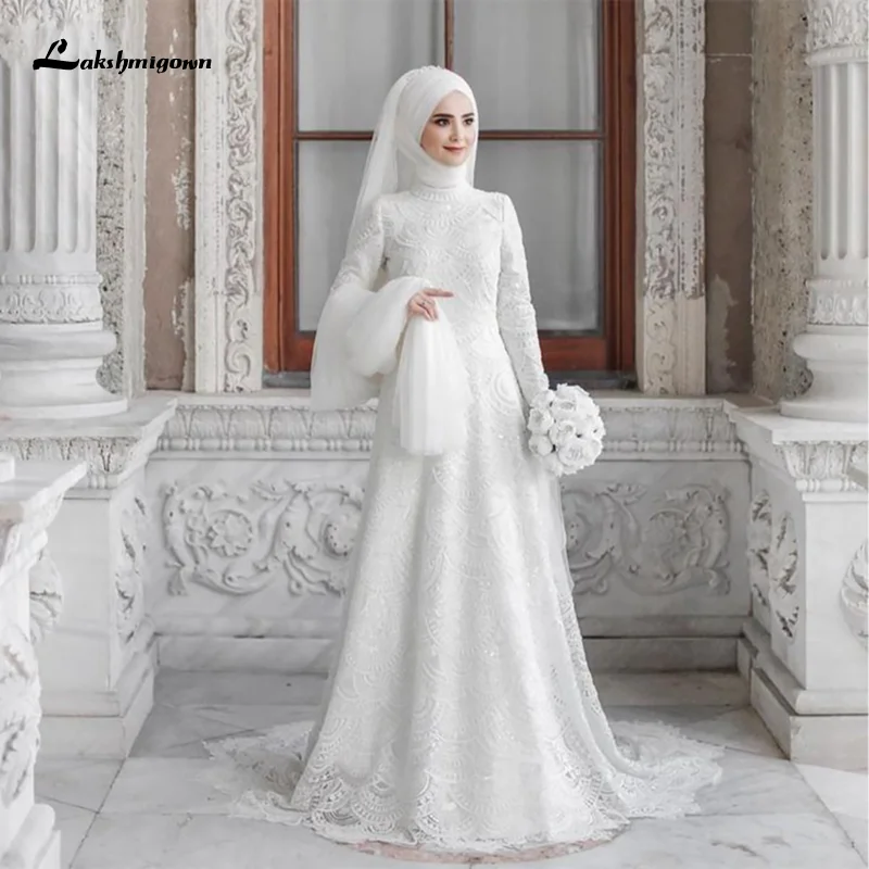 

Royal Muslim Wedding Dress With Veil A Line Long Sleeves High Neck Bride Dress Lace Appliques Sweep Train in Dubia/Arabic