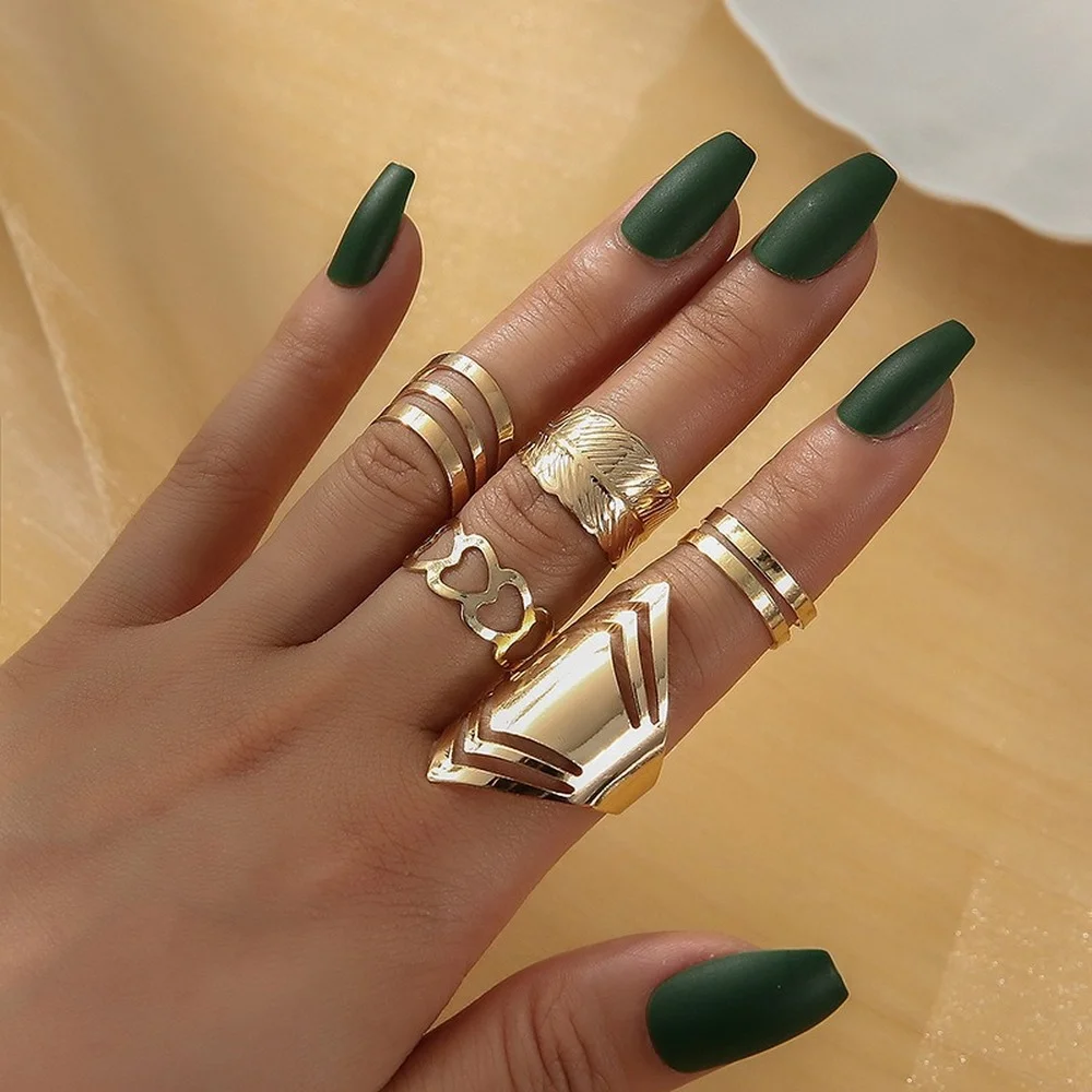 

5 Pcs/set Korean Fashion Rings Jewelry 2021 Trend Hollow-out Decorative Pattern Golden Ring For Women Grunge Jewelry Wholesale