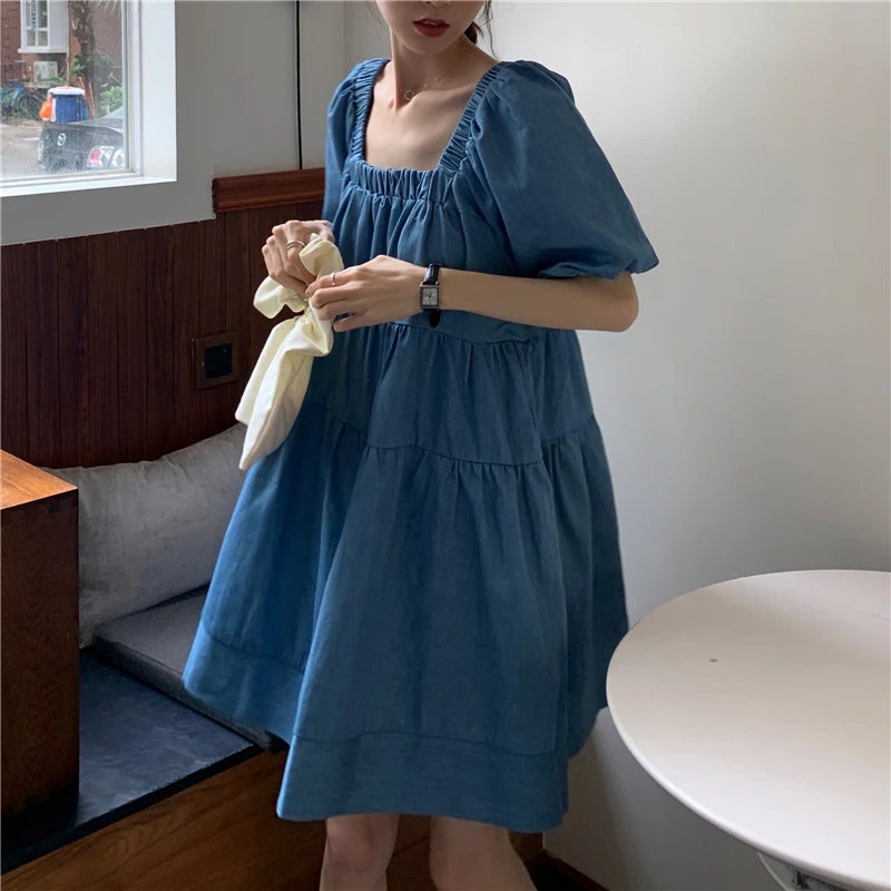 Винтажное джинсовое платье с квадратным вырезом и пышными рукавами | Женская