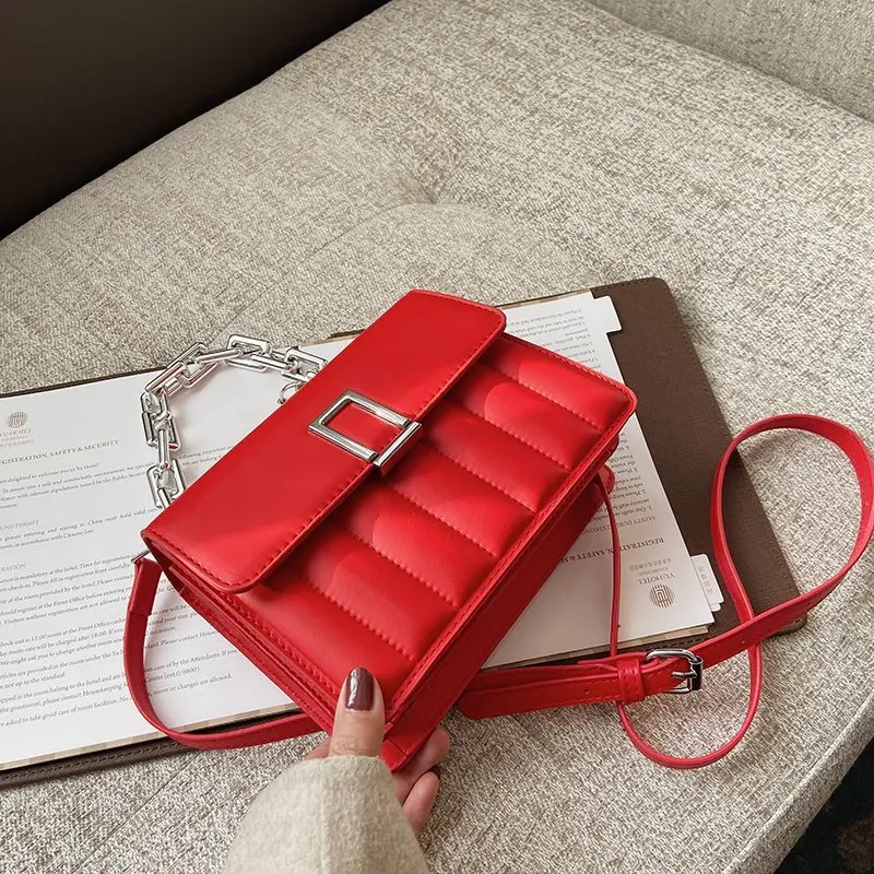 

Ladies British Small Flap Shoulder Bags Thick Chain Women's Spring Summer Handbag Classic 2021 Quality PU Leather Phone Purses