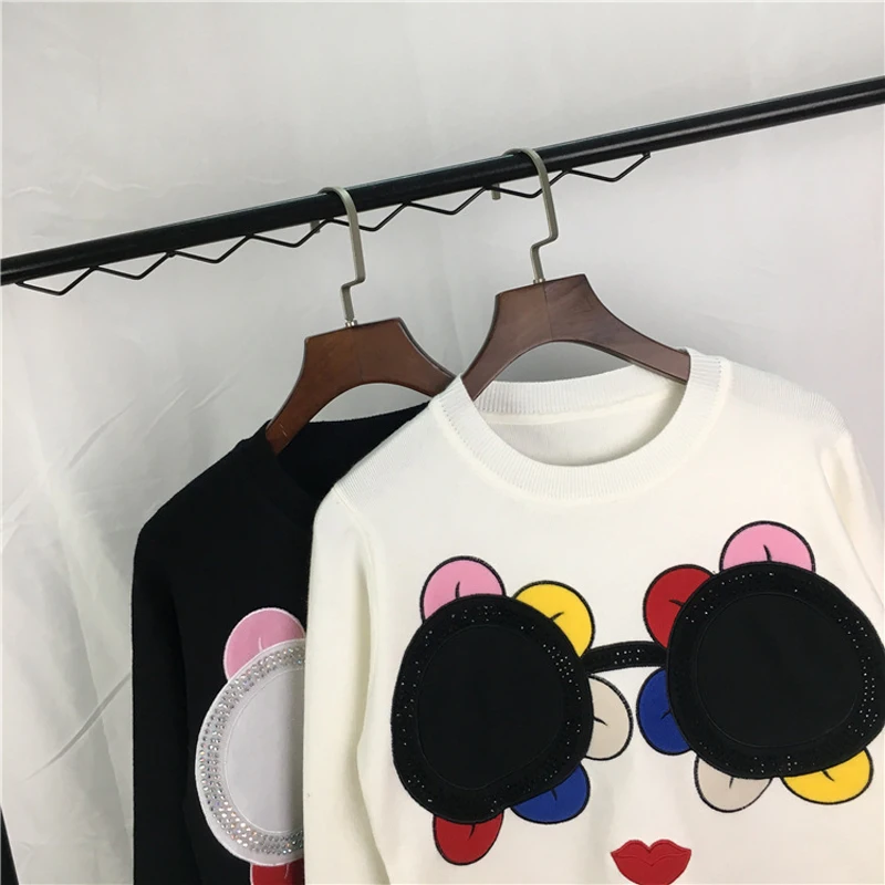 

2019 new women fashion sweaters Knitted long sleeve lips pattern 2 colors