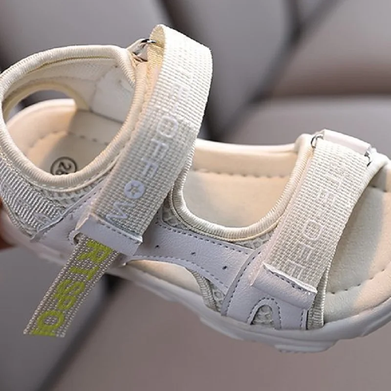 Сандалии для девочек Новинка модная летняя детская обувь мальчиков с широкой