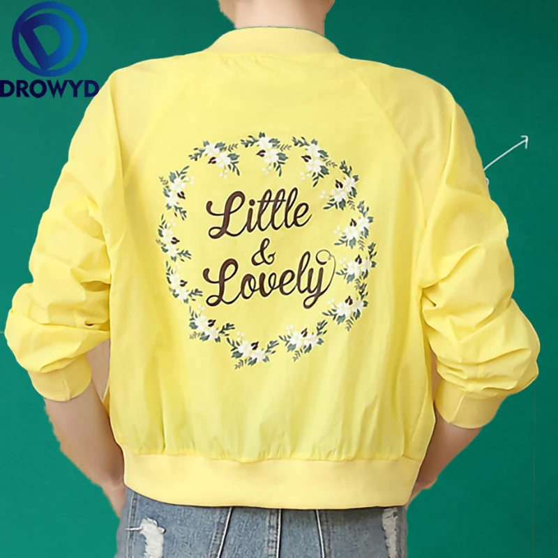 

Куртка-бомбер женская летняя, с круглым вырезом и надписью, 3 цвета