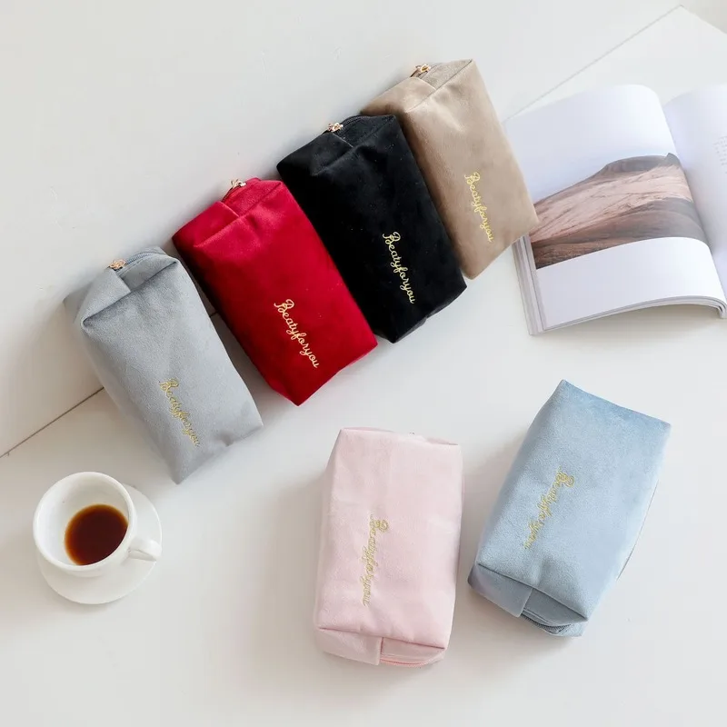 

Cosmetic Bag for Women Make Up Bags Solid Color Velvet Travel Beauty Toiletry Wash Makeup Storage Organizer Pouch Case For Girl