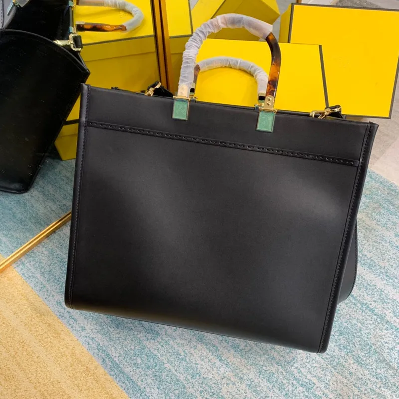 

2021 new letter large capacity handbag amber double handle complex lady bag