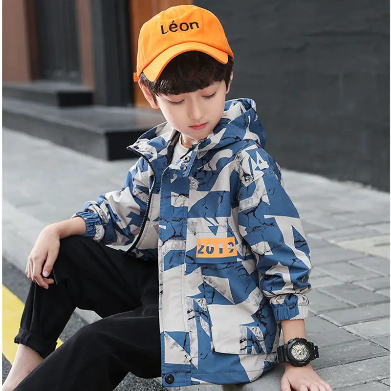Осенняя ветровка с капюшоном для мальчиков и девочек камуфляжная бейсбольная