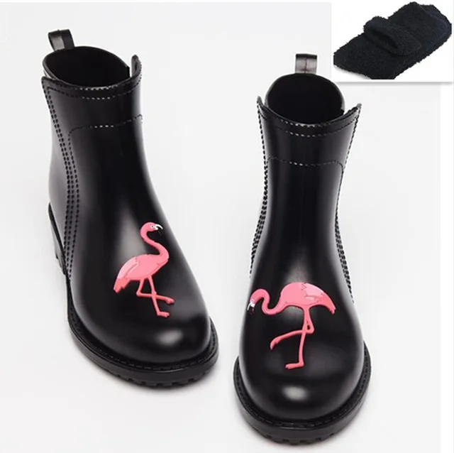Black 3 with socks Rouroliu/женские непромокаемые ботильоны из ПВХ с изображением животных из мультфильма, непромокаемая обувь для воды, женские резиновые сапоги, резиновые сапоги без шнуровки, TR114 - Цвет: Black 3 with socks