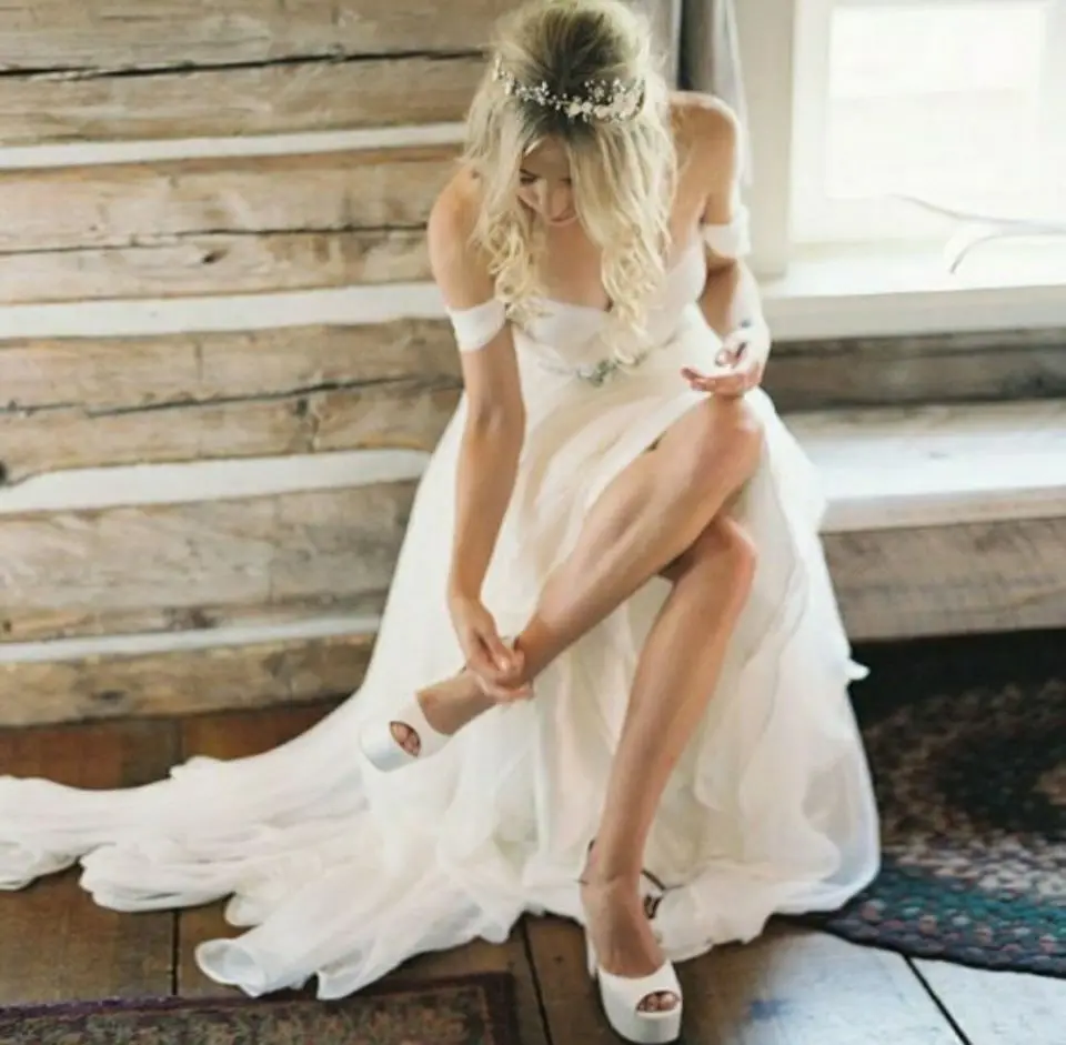 

Женское ТРАПЕЦИЕВИДНОЕ ПЛАТЬЕ с открытыми плечами, Элегантное Длинное фатиновое свадебное платье с V-образным вырезом, плиссированное плат...