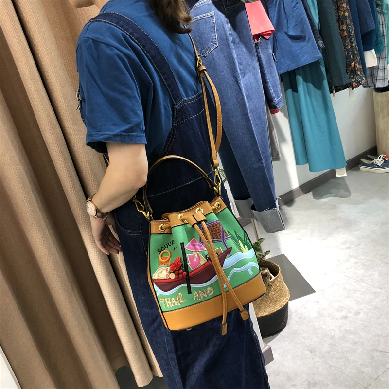 Женская Холщовая Сумка в стиле пэчворк с вышивкой сумочки на плечо мессенджер