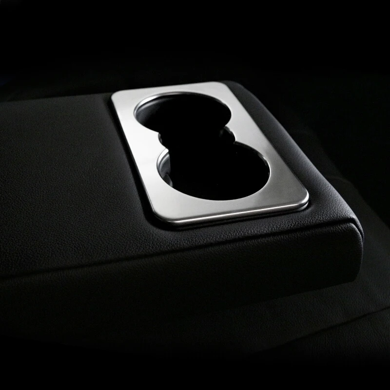 

Для Jaguar F-Pace f pace X761 2016 2017 ABS хромированный Матовый держатель стакана на заднее сиденье для воды стеклянный держатель Стайлинг автомобиля акс...