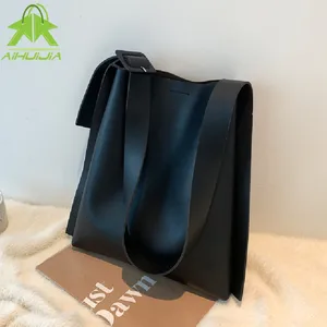 Designer Solid Color Shoulder Bag for Women High Quality Pu Leather Handbag 2021 New Casual High Capacity Female Messenger Bags
