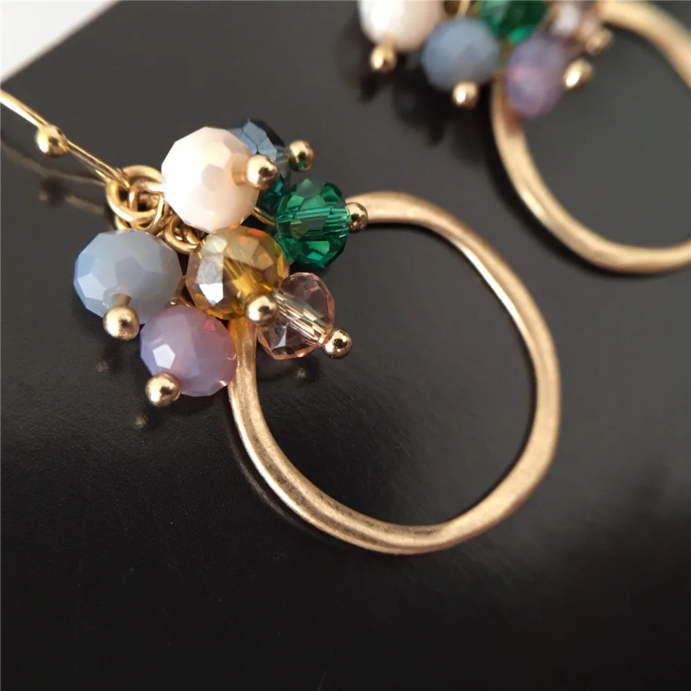 Повседневные разноцветные висячие серьги с бусинами и круглыми висячими