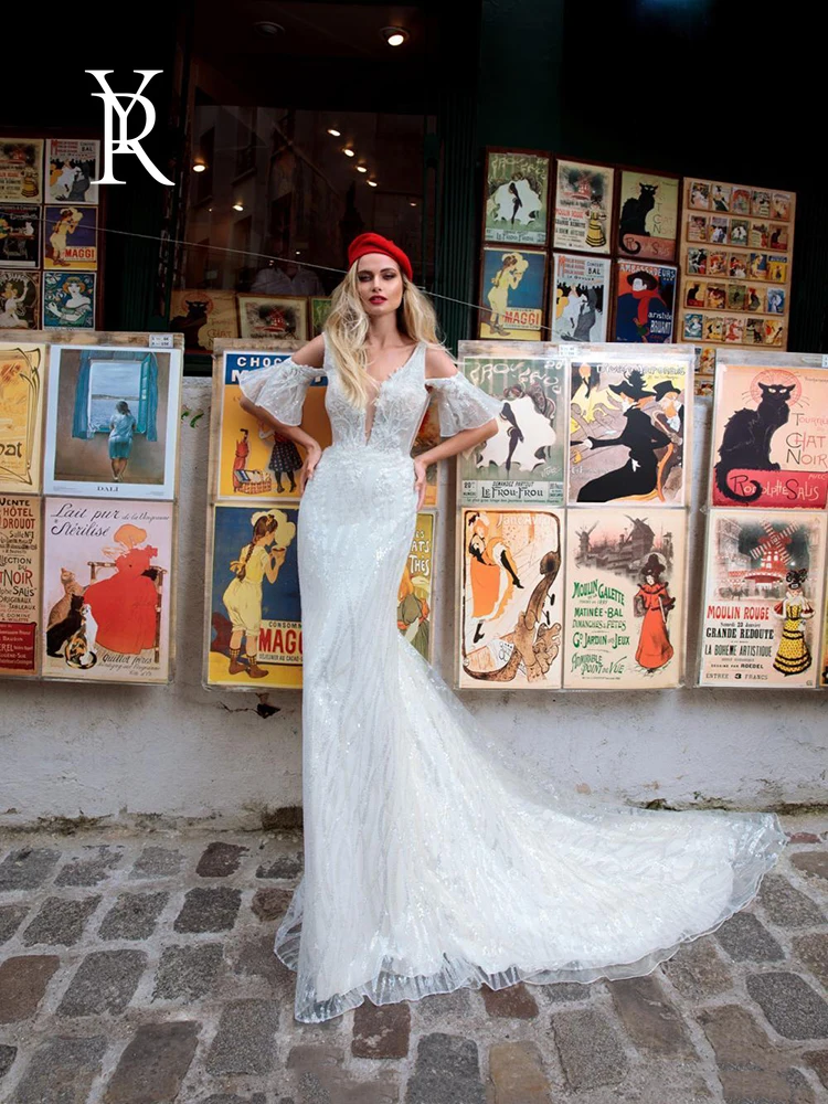 

YILIBER Mermaid wedding dress five-point sleeves bridal dresses flared sleeves gown v-neck lace trailing plus size