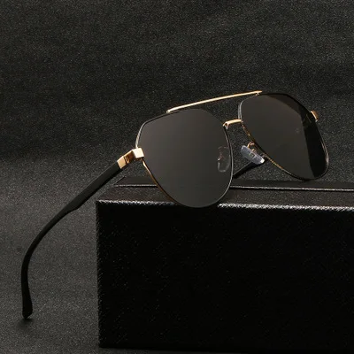

2021 new TR90 sunglasses men's fashion toad polarized sunglasses driver driving glasses