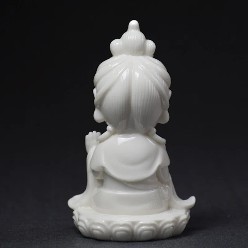 Керамическая статуя Гуаньинь Бодхисаттва сидящая на лотосе ручная работа