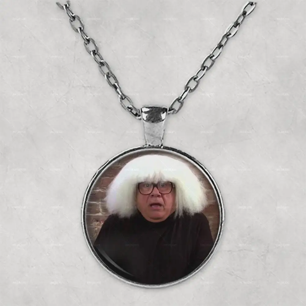 Danny Devito wig Personalised Photo Necklace Picture Jewelry necklaces pendants Circle Locket Memorial Gift | Украшения и