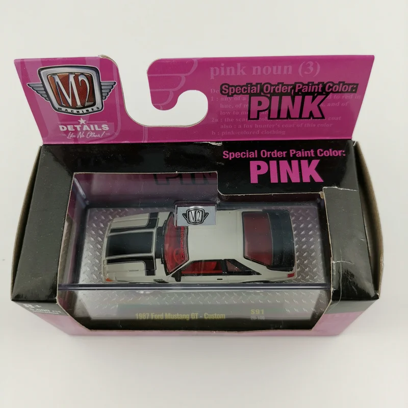 

Машинки M2 1:64 1987 Fords, Mustang GT, металлические, литые под давлением