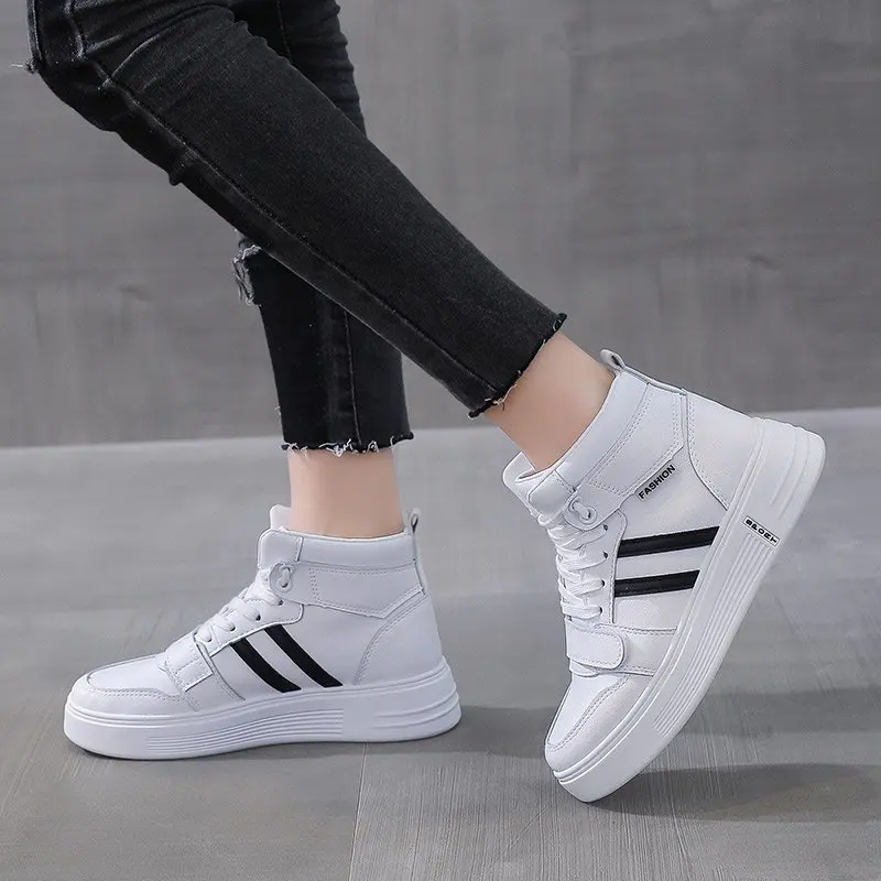 

High Top Women Platform Shoes Height Increasing Woman Casual Shoes Fashion Sneakers Comfortable White Women Shoes Leather Flats