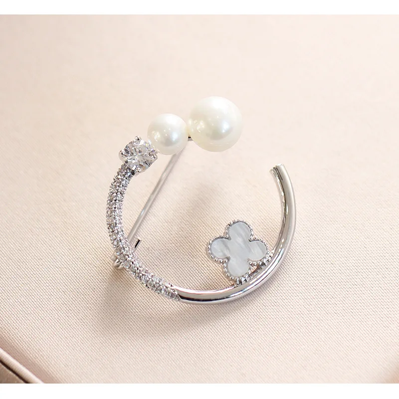 

Cute Round Brooch For Women's Exquisite Pearl Pin Jewelry Party Office Clothes Scarf Buckle Garment Accessories Brooches Gift