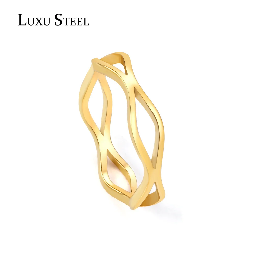 

LUXUSTEEL Female Rhombus Holes Rings For Women Gold Color Classic Trendy Simplicity Style Stainless Steel Rings Wedding Daily