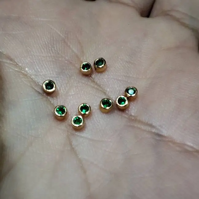 ΠΠ΅Π»Π΅Π½ΡΠΉ ΠΊΡΠ±ΠΈΡΠ΅ΡΠΊΠΈΠΉ ΡΠΈΡΠΊΠΎΠ½, 18-ΠΊΠ°ΡΠ°ΡΠ½ΠΎΠ΅ Π·ΠΎΠ»ΠΎΡΠΎ, ΠΊΠ°ΠΌΠ΅Π½Ρ-ΡΠ°Π»ΠΈΡΠΌΠ°Π½ Π΄Π»Ρ ΡΠ΅ΡΠ΅ΠΆΠ΅ΠΊ-Π³Π²ΠΎΠ·Π΄ΠΈΠΊΠΎΠ² ΠΠ΅Π»Π΅Π½ΡΠΉ ΠΊΡΠ±ΠΈΡΠ΅ΡΠΊΠΈΠΉ ΡΠΈΡΠΊΠΎΠ½, 18-ΠΊΠ°ΡΠ°ΡΠ½ΠΎΠ΅ Π·ΠΎΠ»ΠΎΡΠΎ, ΠΊΠ°ΠΌΠ΅Π½Ρ-ΡΠ°Π»ΠΈΡΠΌΠ°Π½ Π΄Π»Ρ ΡΠ΅ΡΠ΅ΠΆΠ΅ΠΊ-Π³Π²ΠΎΠ·Π΄ΠΈΠΊΠΎΠ²