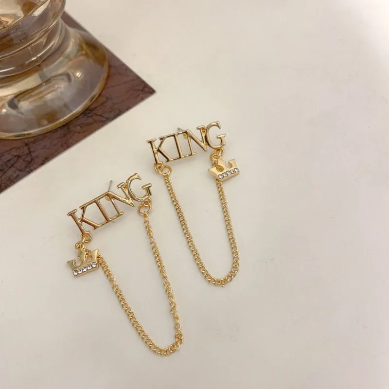 

Fashion Trend Crown Chain Letters Women's Birthday Gift Earrings Elegant Romantic Temperament Exquisite Earrings Women Wholesale