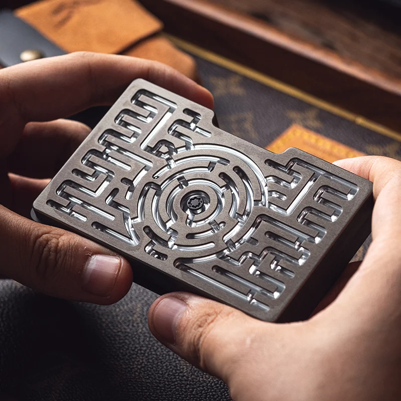 

Повседневный Кошелек из титанового сплава с лабиринтным дизайном, мужской металлический тонкий простой кошелек с защитой от кражи