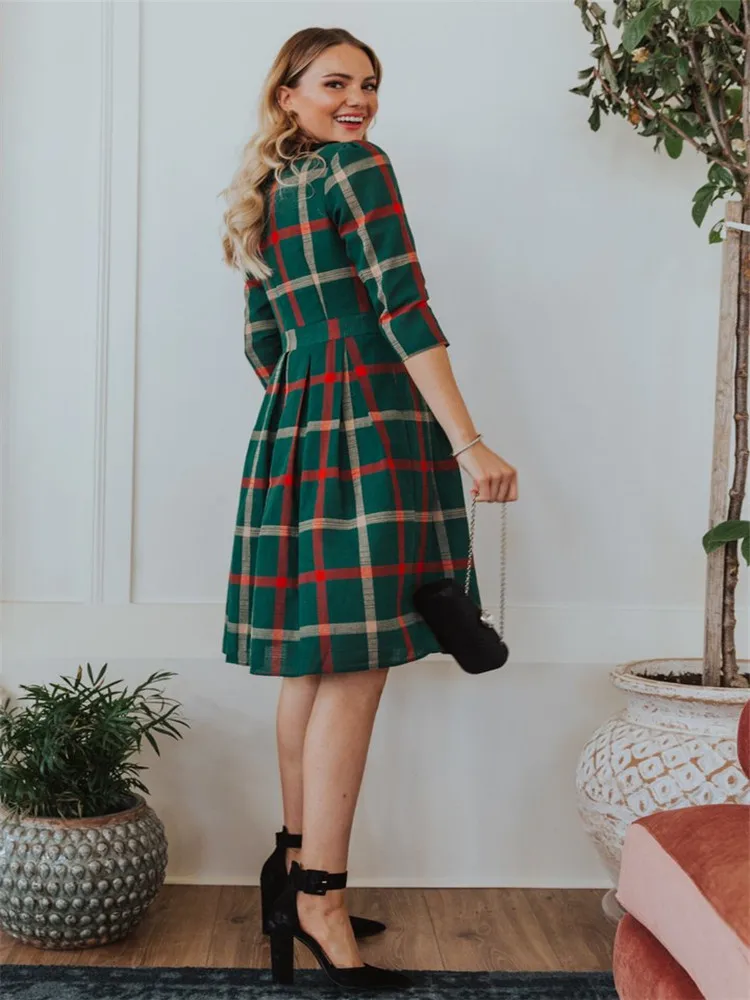 Family Christmas Matching Dress High Waisted Green Plaid O-Neck Three Quarter Elbow Sleeve Women Parent-Child Outfit Gown |