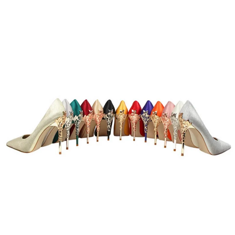 Туфли-лодочки на высоком тонком каблуке с металлическими вырезами Женская обувь