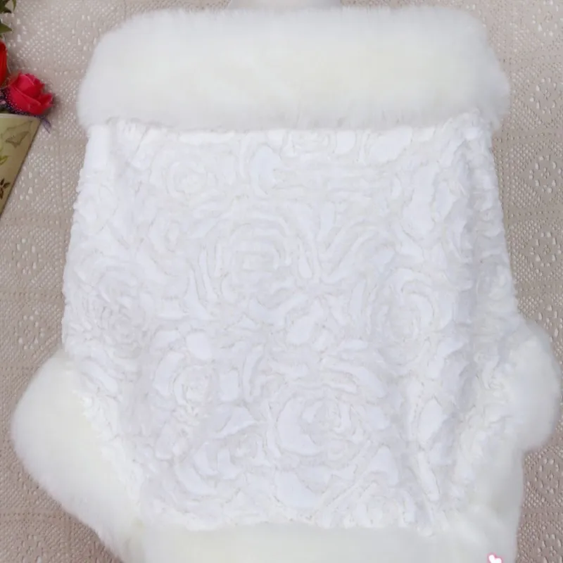 Зимняя теплая верхняя одежда из искусственного меха для невесты красная белая