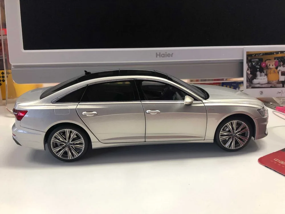 1:18 литая под давлением модель для Audi A6L Серебро Золото Седан сплав игрушечный автомобиль миниатюрная коллекция подарки A6 S6